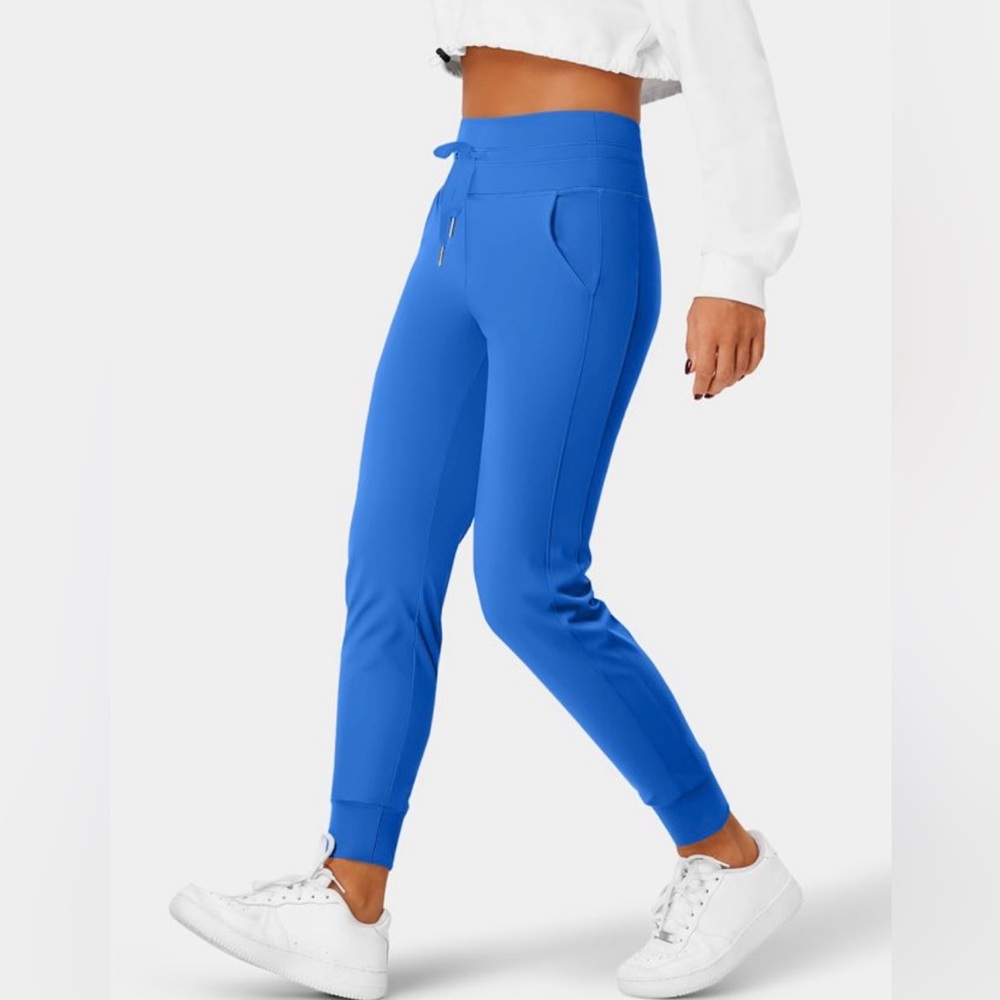 Halara High Waisted Drawstring Side Pocket Plain Cool Touch
